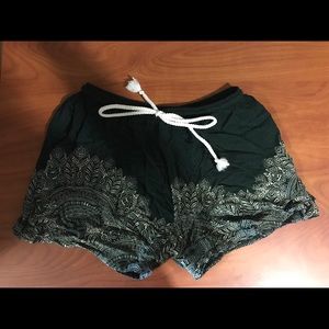 Cotton patterned shorts